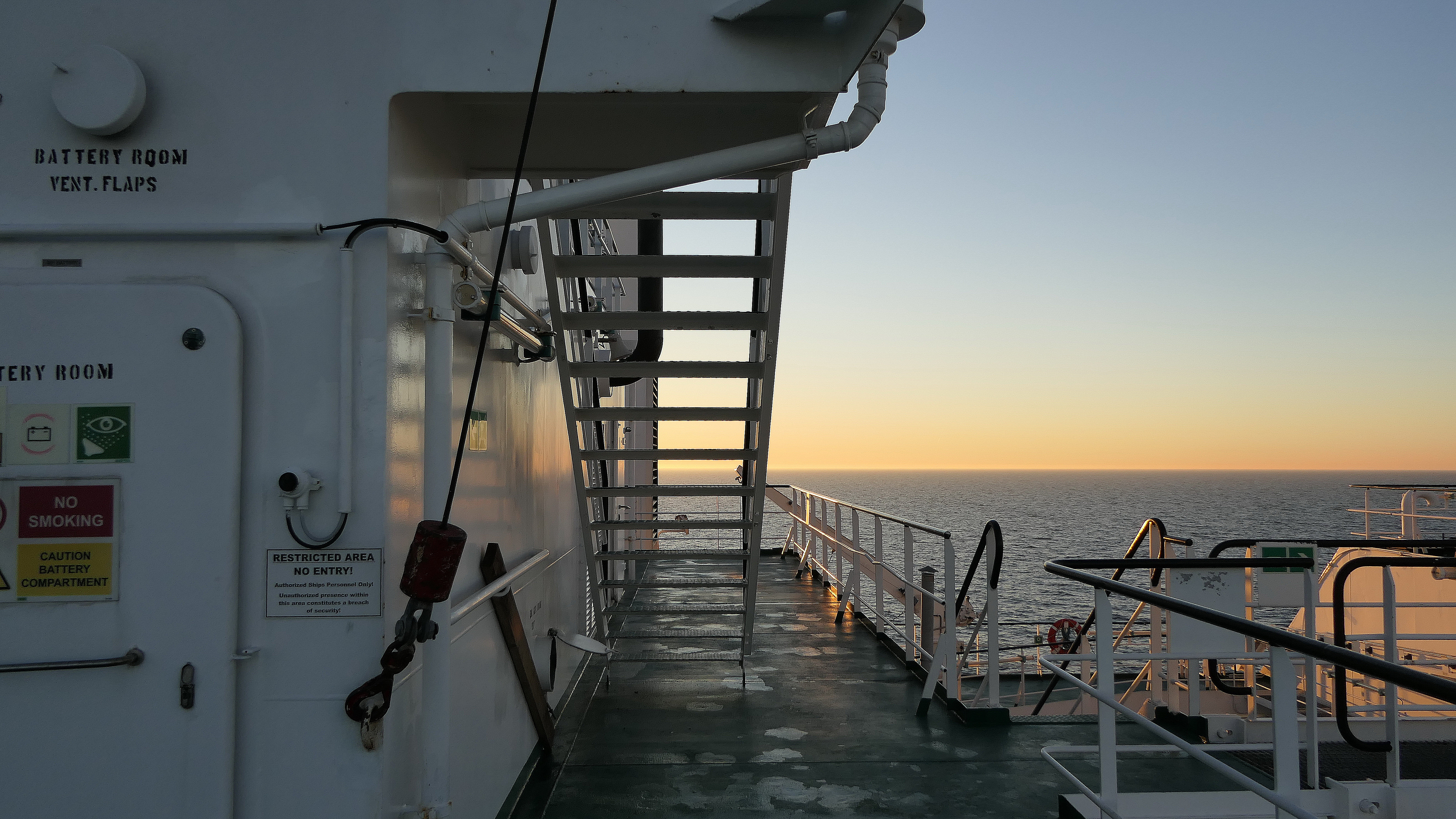 Der erste Tag beginnt sonnig